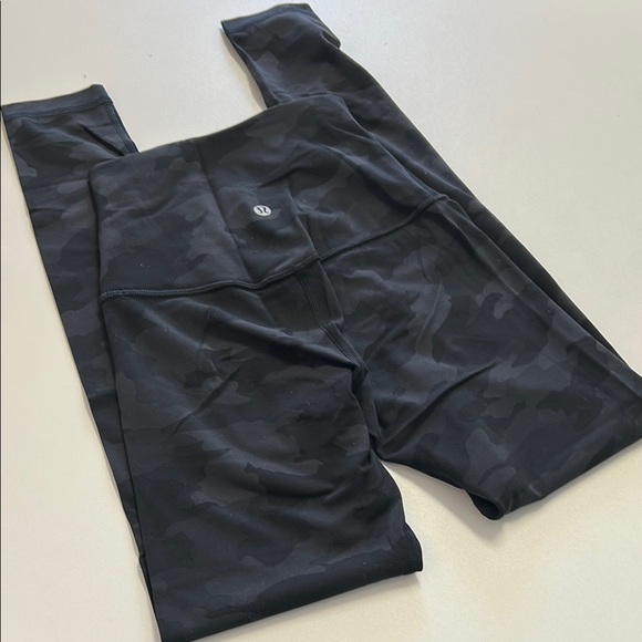 lululemon align Leggings - Picture 2 of 3